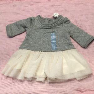 NWT Baby Gap top. 3-6 months